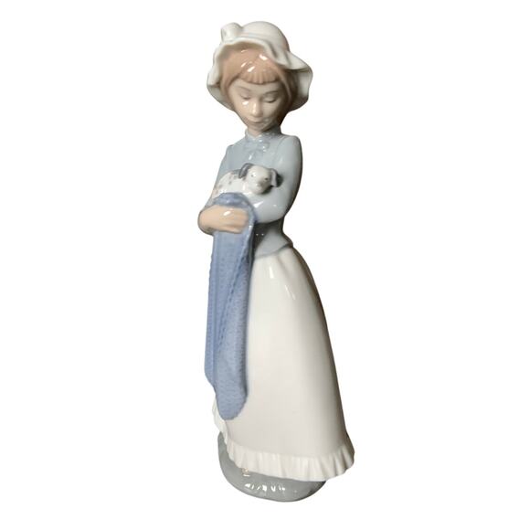 Girl Holding Puppy Figurine NAO Hand Made in Spain By LLadro - Picture 2 of 8